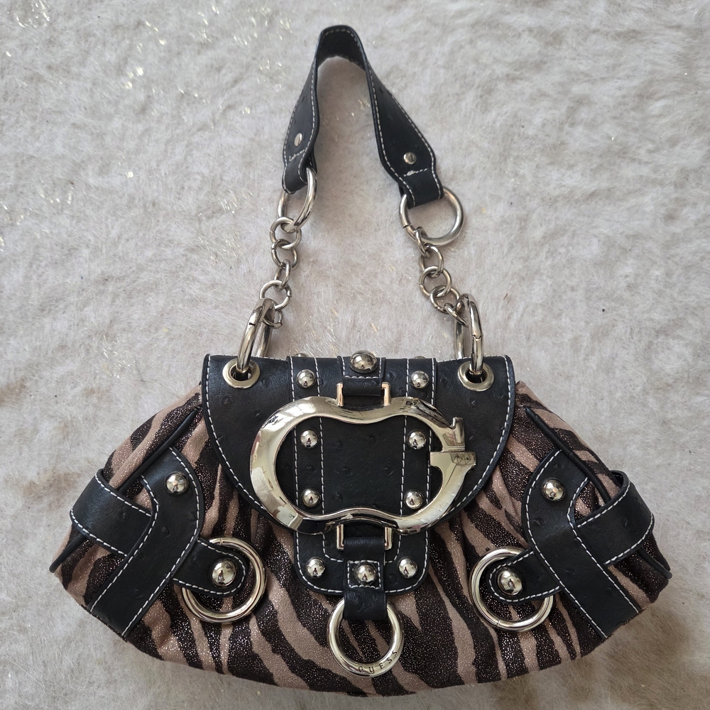 Elegant Zebra Print Shoulder Bag with Black Accents